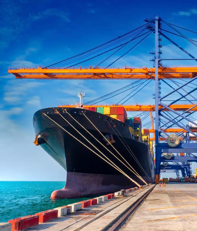 Cargo ship with mooring lines